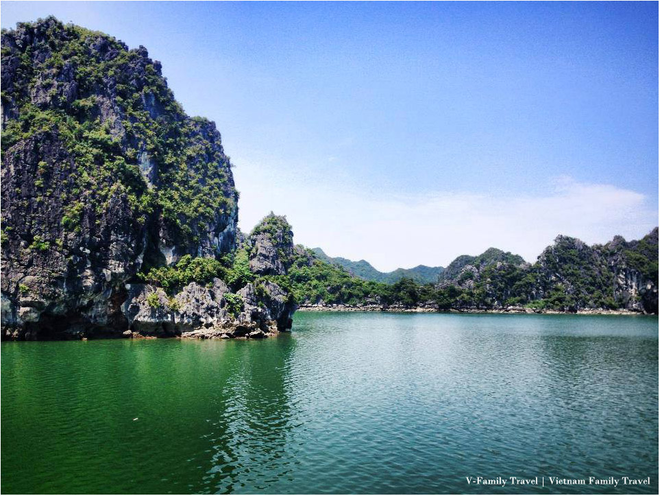 Ha Long Bay (Full day)